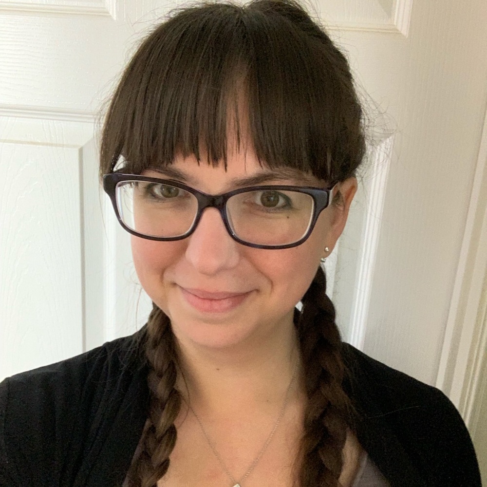 Meet your Posher, Ashley